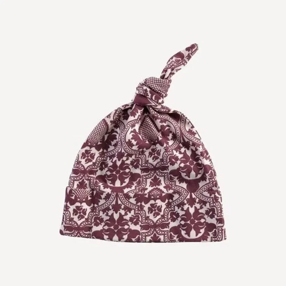 NWT Kate Quinn Cabernet Folk Floral Organic Cotton Knot Hat 3-6m